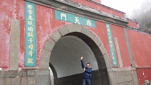 2015122402
